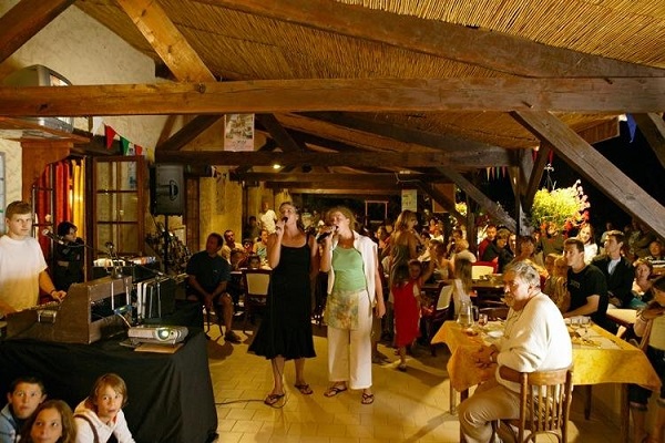 /campings/francia/aquitania/dordona-perigord/Le Carbonnier/camping-le-carbonnier-1483243247-xl.jpg